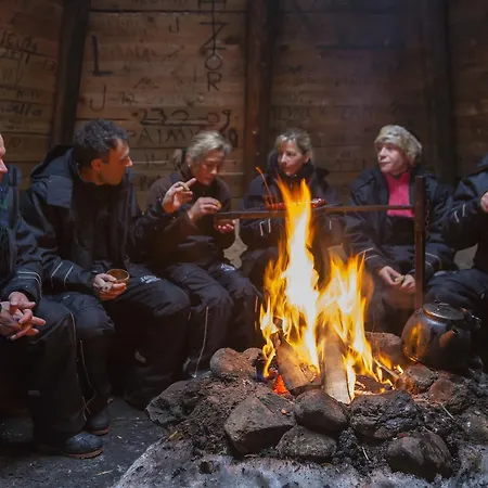 酒店 Yllaeshumina Äkäslompolo