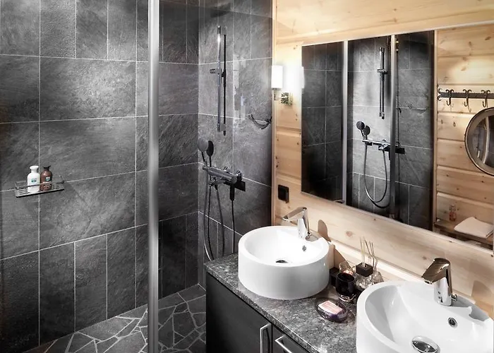 Yllaeshumina Hotel Äkäslompolo