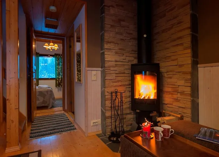 Yllaeshumina Hotel 3*